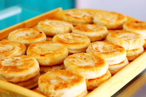Bánh nhân hạt dẻ